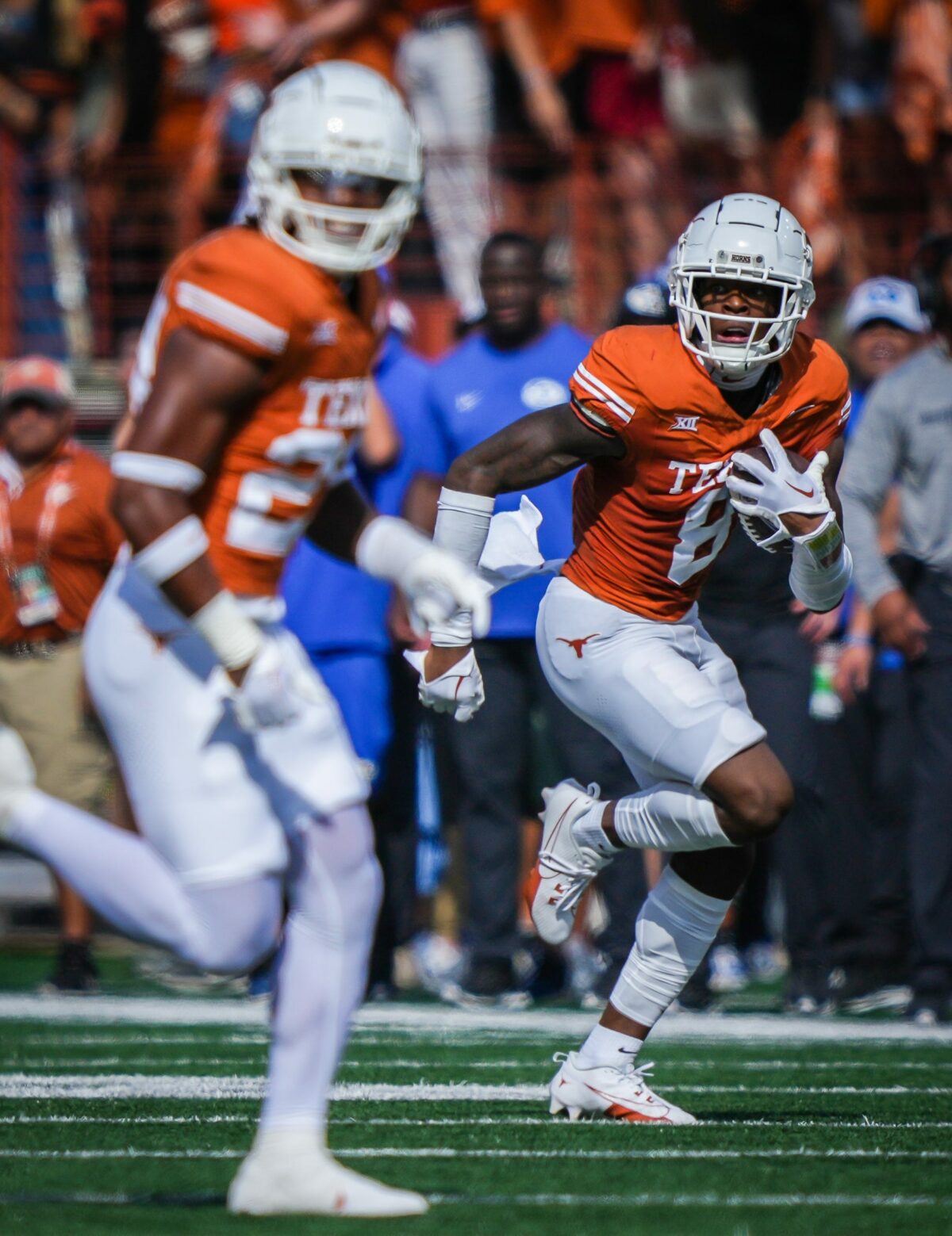 By the numbers: No. 7 Texas routs BYU in stellar performance by the defense