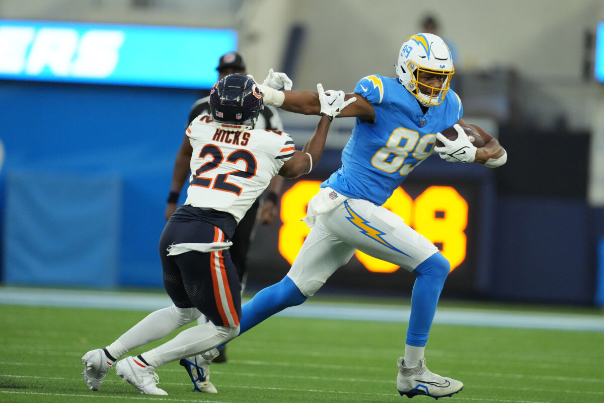 Chargers PFF grades: Best, worst performers in Week 8 win over Bears