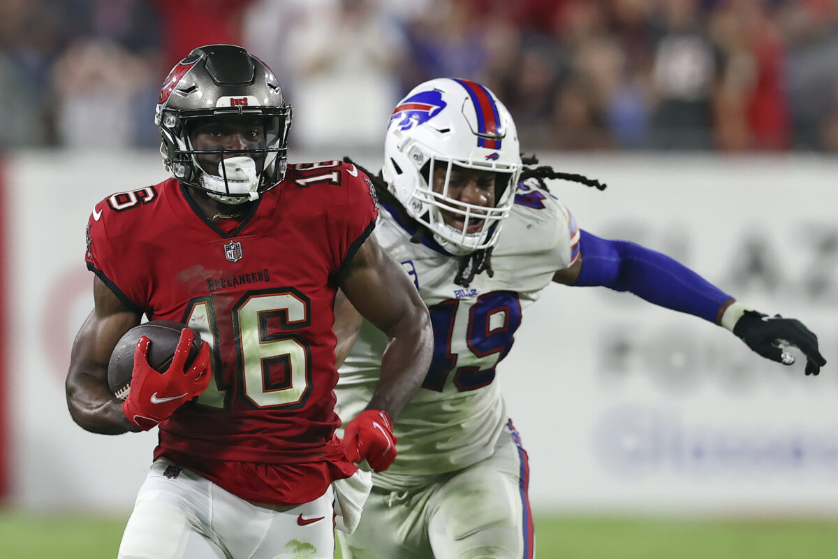 Week 8 picks: Who experts and pundits are taking in Bucs at Bills