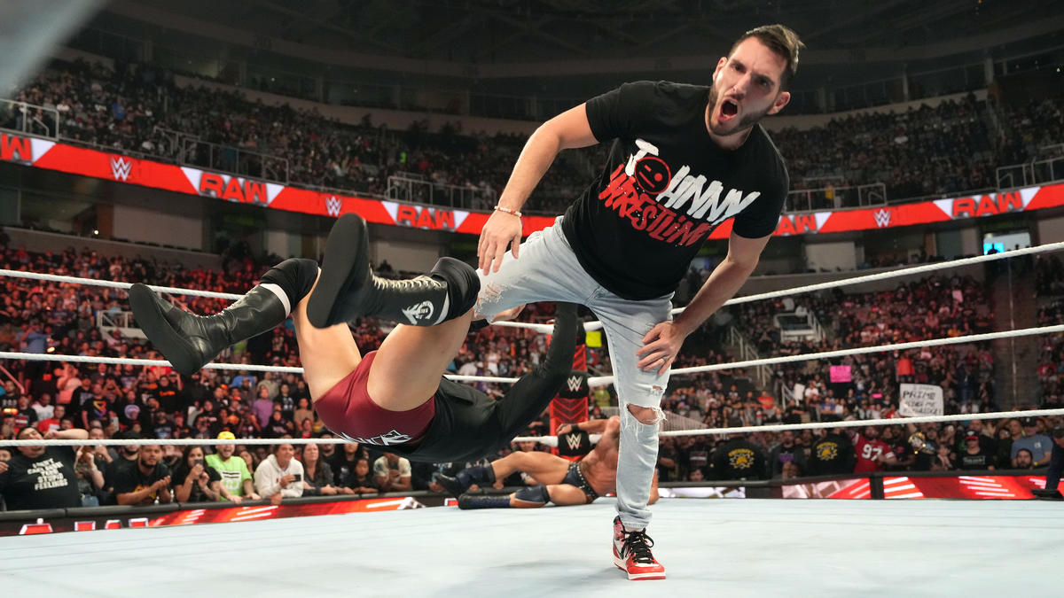 WWE Raw results 10/2/23: Gunther, Tommaso Ciampa tear it down, Johnny Gargano returns