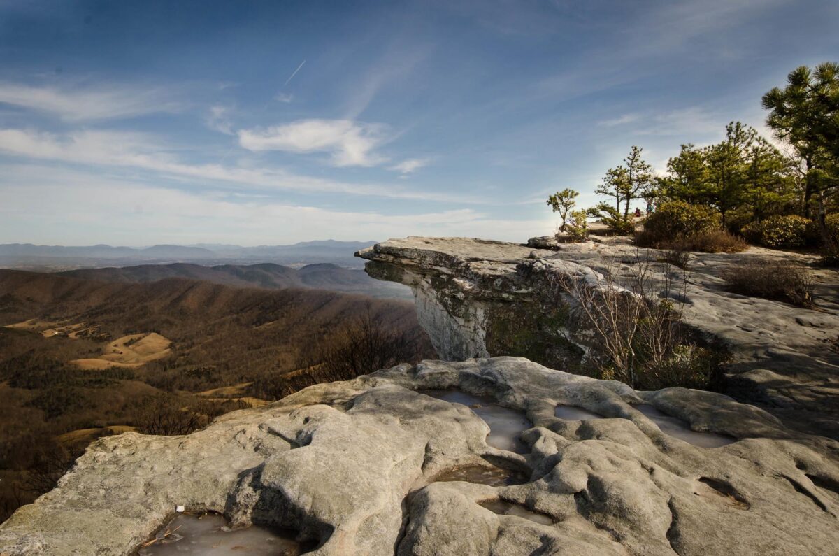 A hiker’s guide to climbing up Virginia’s McAfee Knob