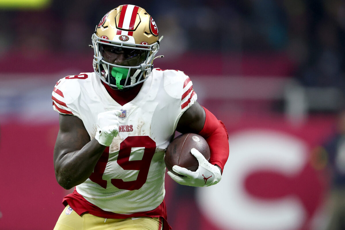 49ers WR Deebo Samuel reacts to Chase Young trade