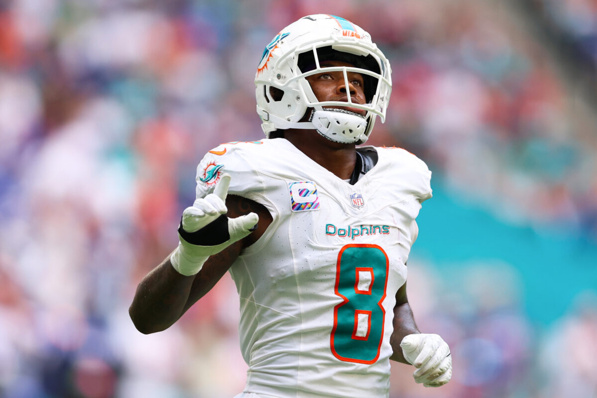 WATCH: Dolphins Jevon Holland scores on one of the most unbelievable plays you will ever see