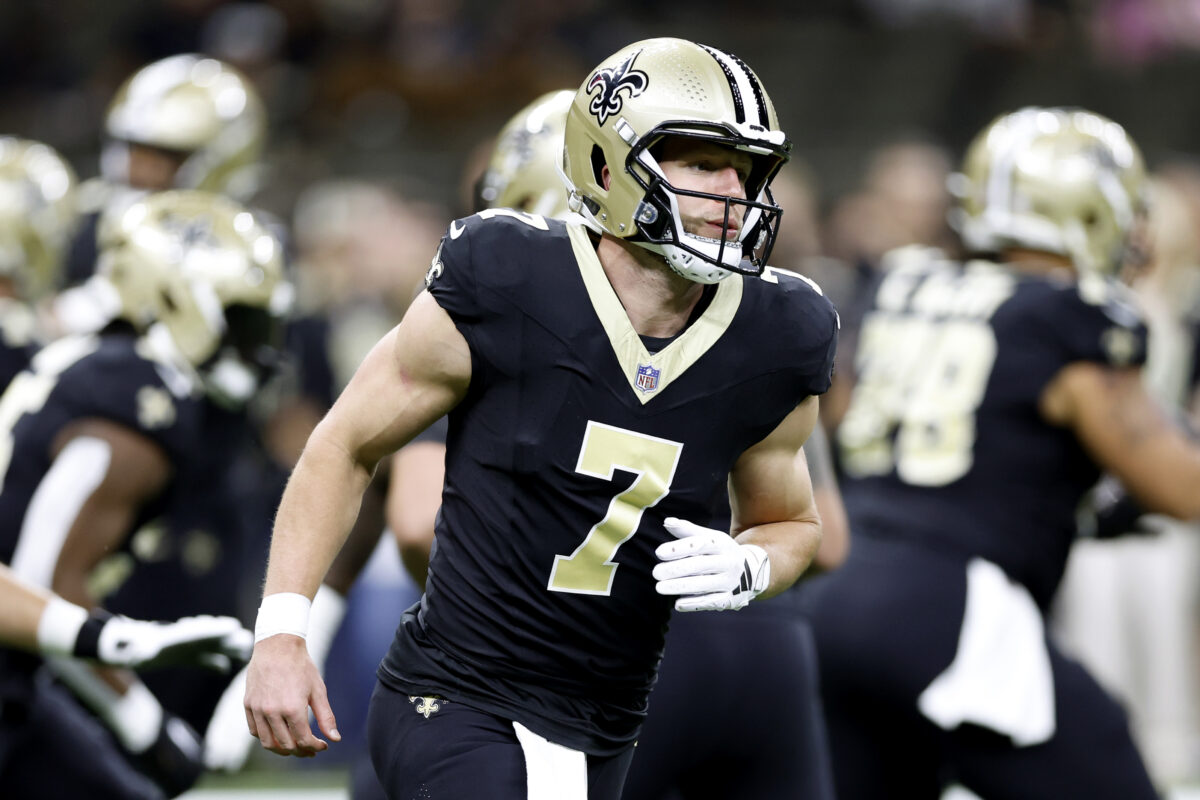 Taysom Hill stamps his place in NFL history with latest touchdown