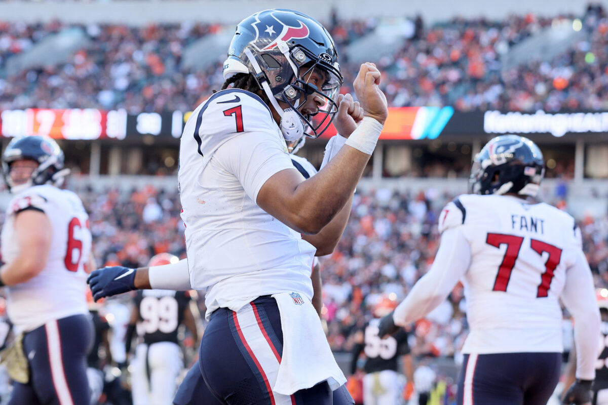 WATCH: Texans QB C.J. Stroud rushes for TD against the Bengals