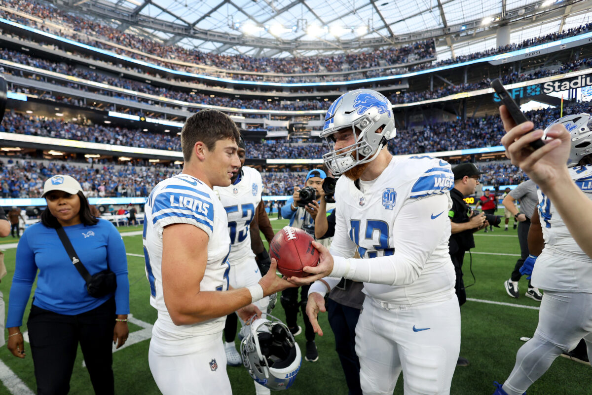 NFC North roundup: Lions remain leaders of the pride in Week 10