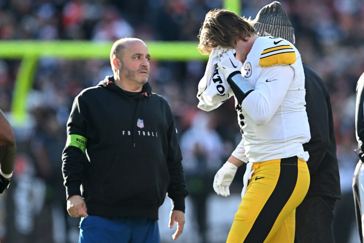 Is it time to bench Steelers QB Kenny Pickett?