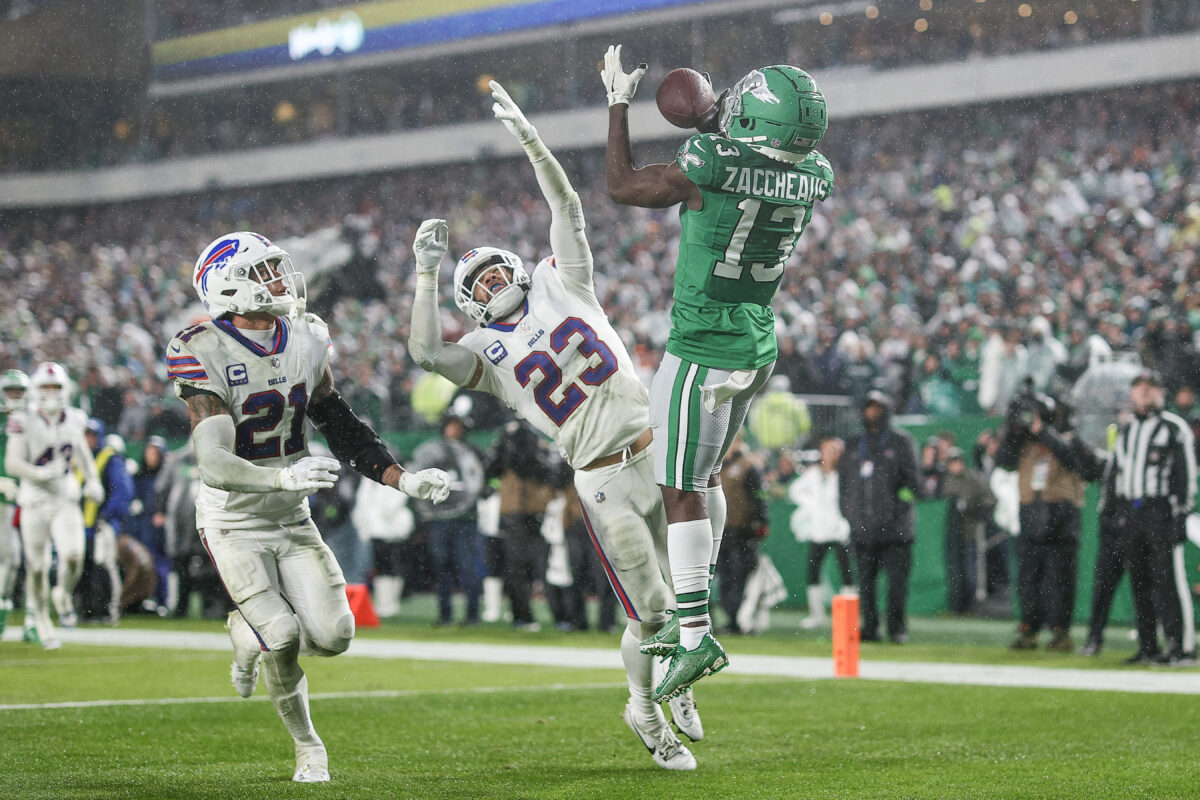 Twitter reacts to Eagles’ Olamide Zaccheaus making a leaping TD catch over two Bills’