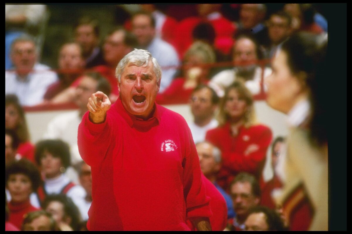 Social media reacts to passing of college basketball legend Bob Knight