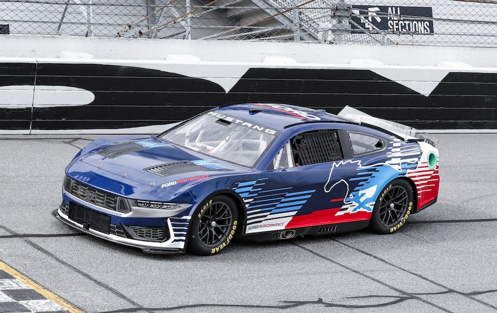 Ford reveals Dark Horse Mustang for Cup Series