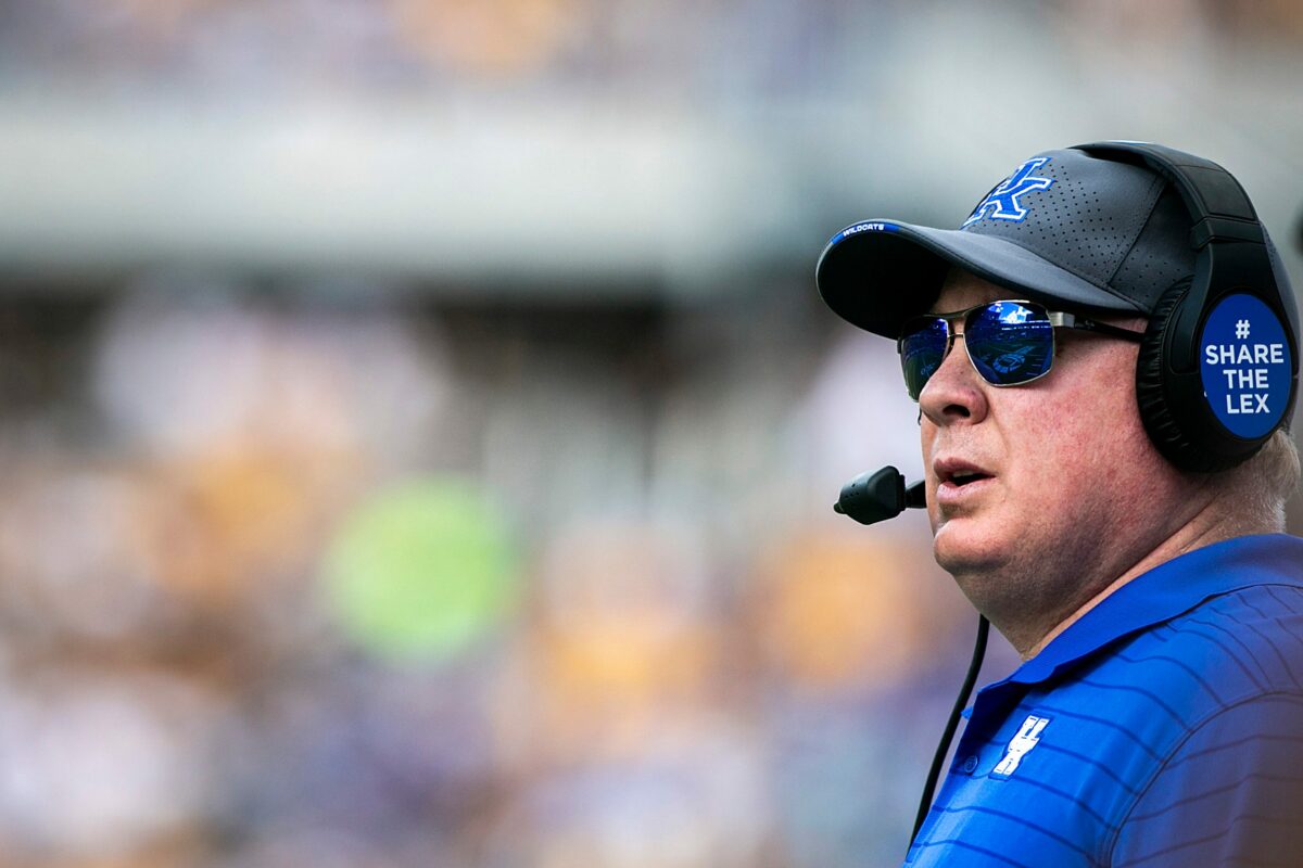Breaking: It has now been reported that Mark Stoops is staying at Kentucky