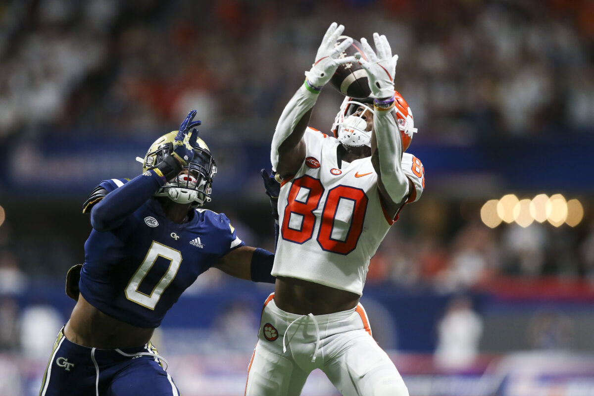 Social media reacts: Clemson starting wide receiver to enter the transfer portal