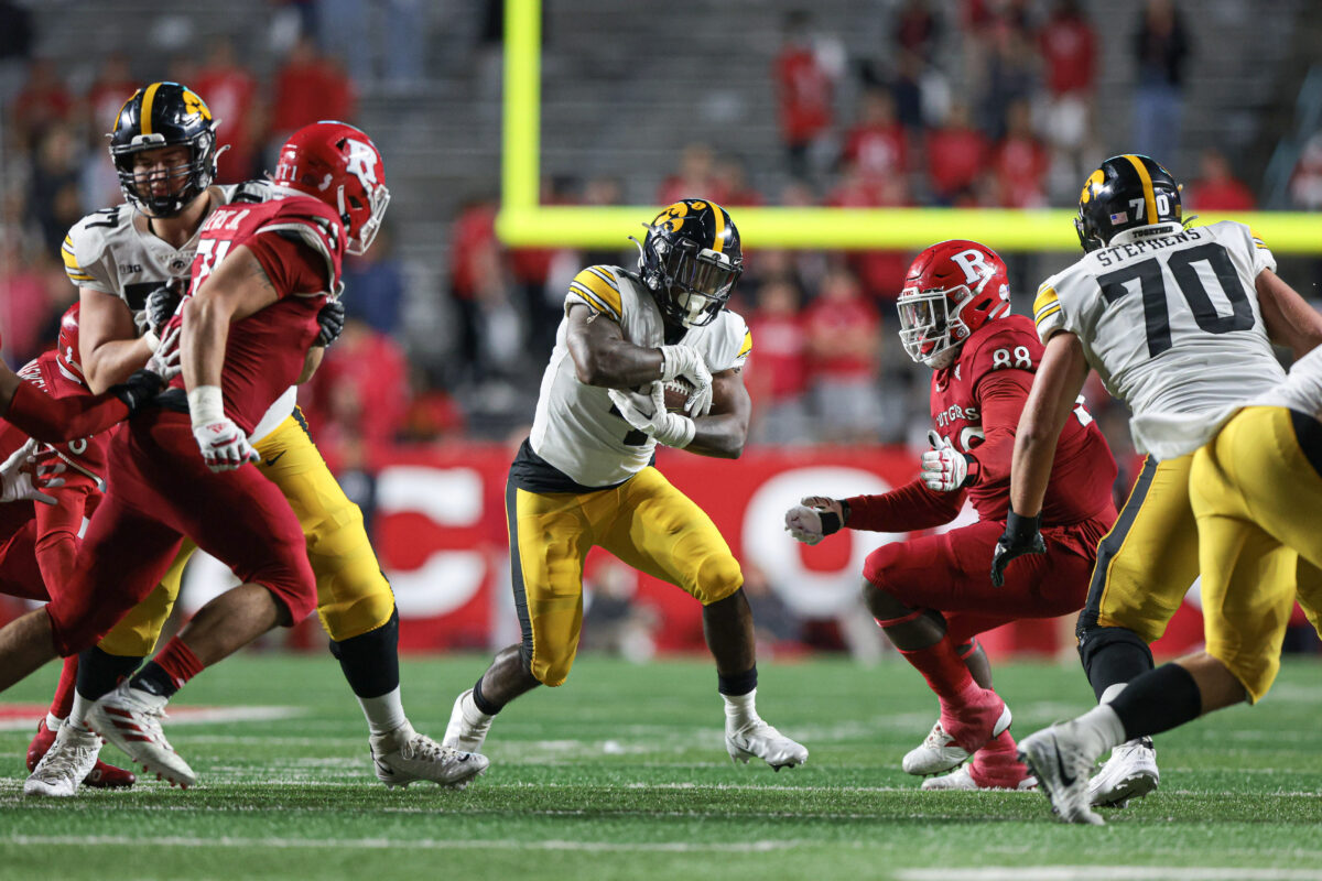 Kickoff time for Iowa Hawkeyes versus Rutgers Scarlet Knights announced