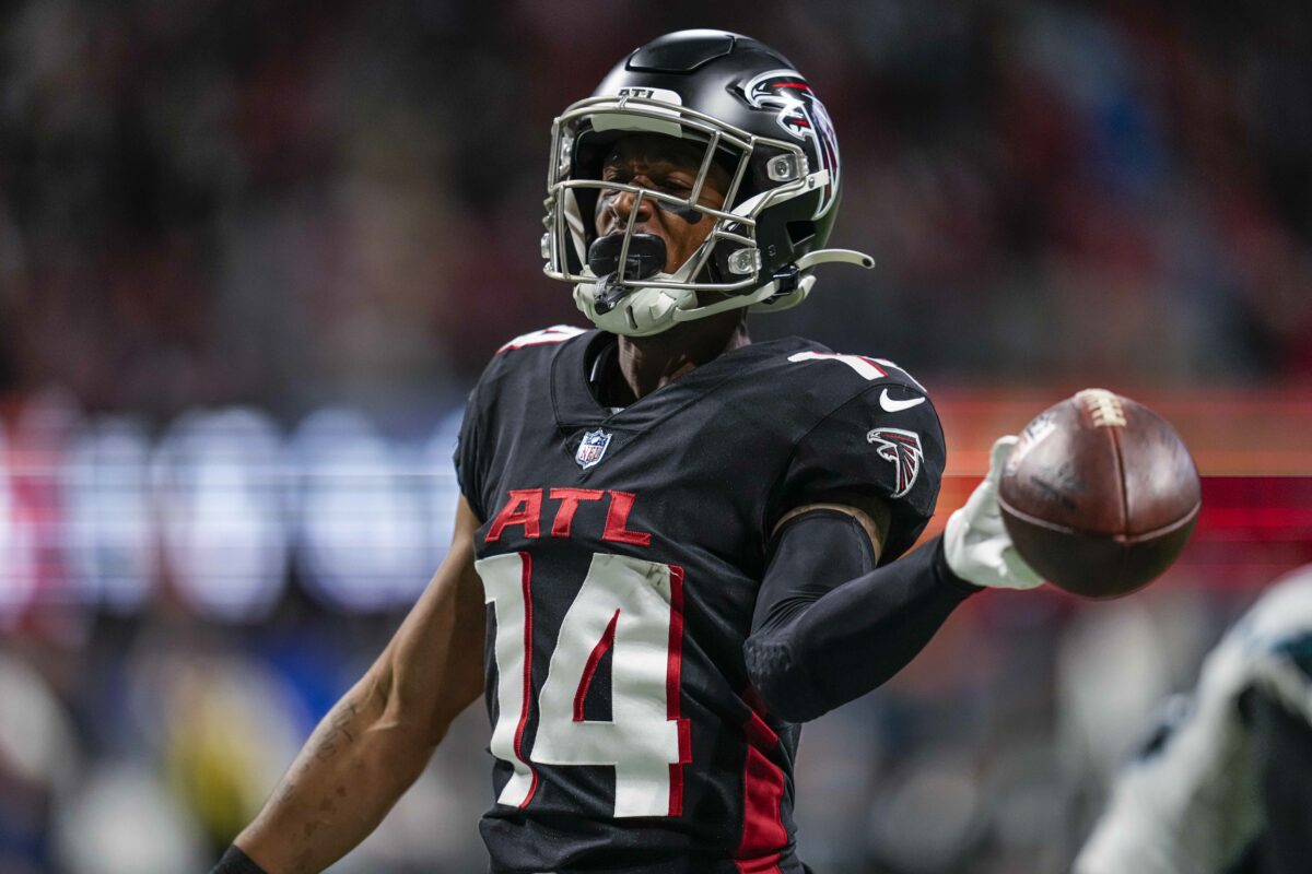 Falcons release WR Damiere Byrd from practice squad