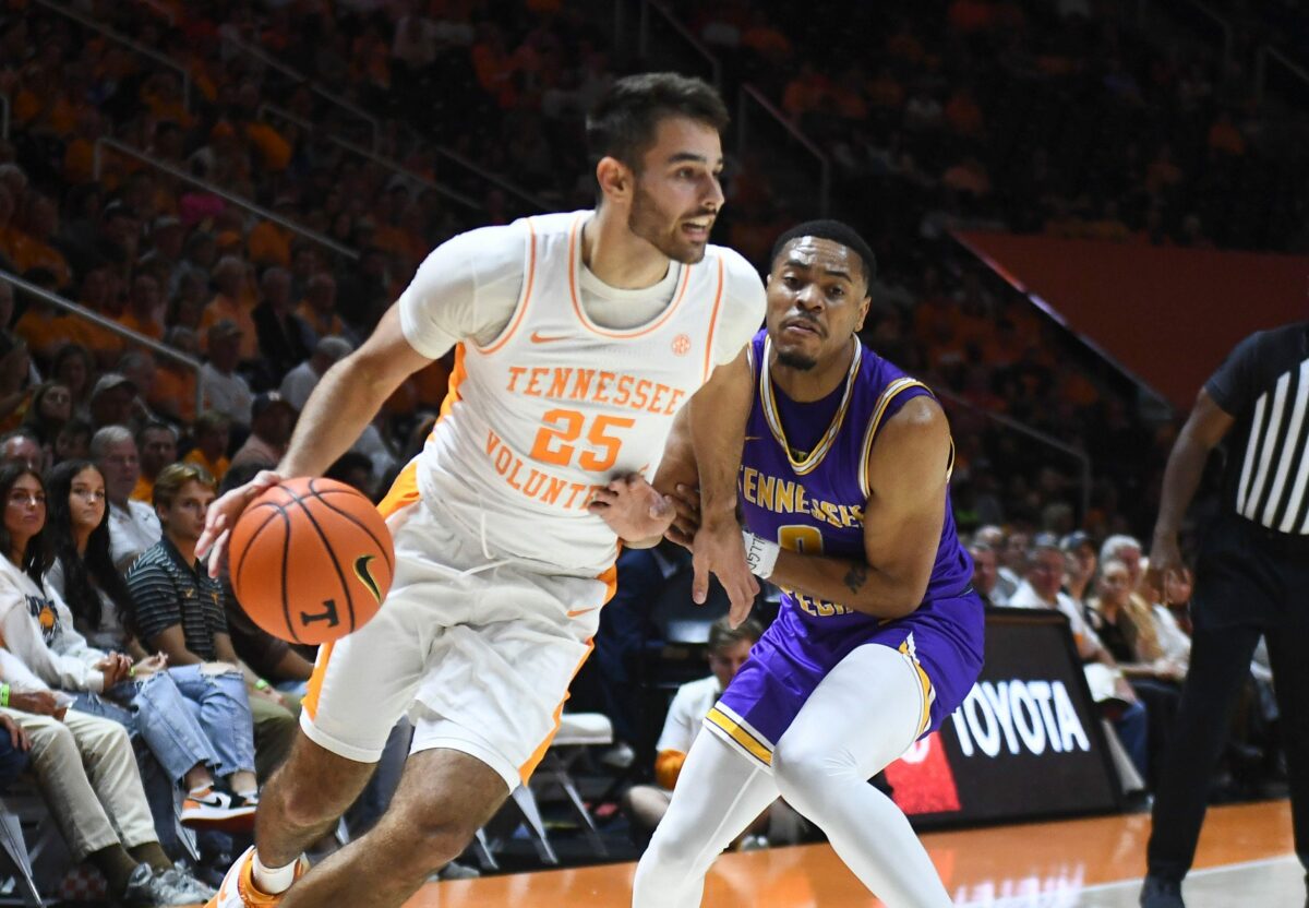 Tennessee-Tennessee Tech basketball score predictions