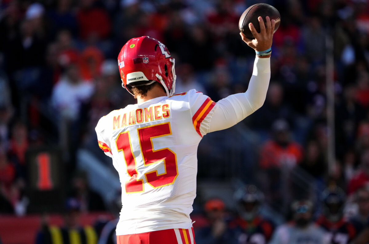 Chiefs QB Patrick Mahomes has third-most passing yards in NFL through Week 9