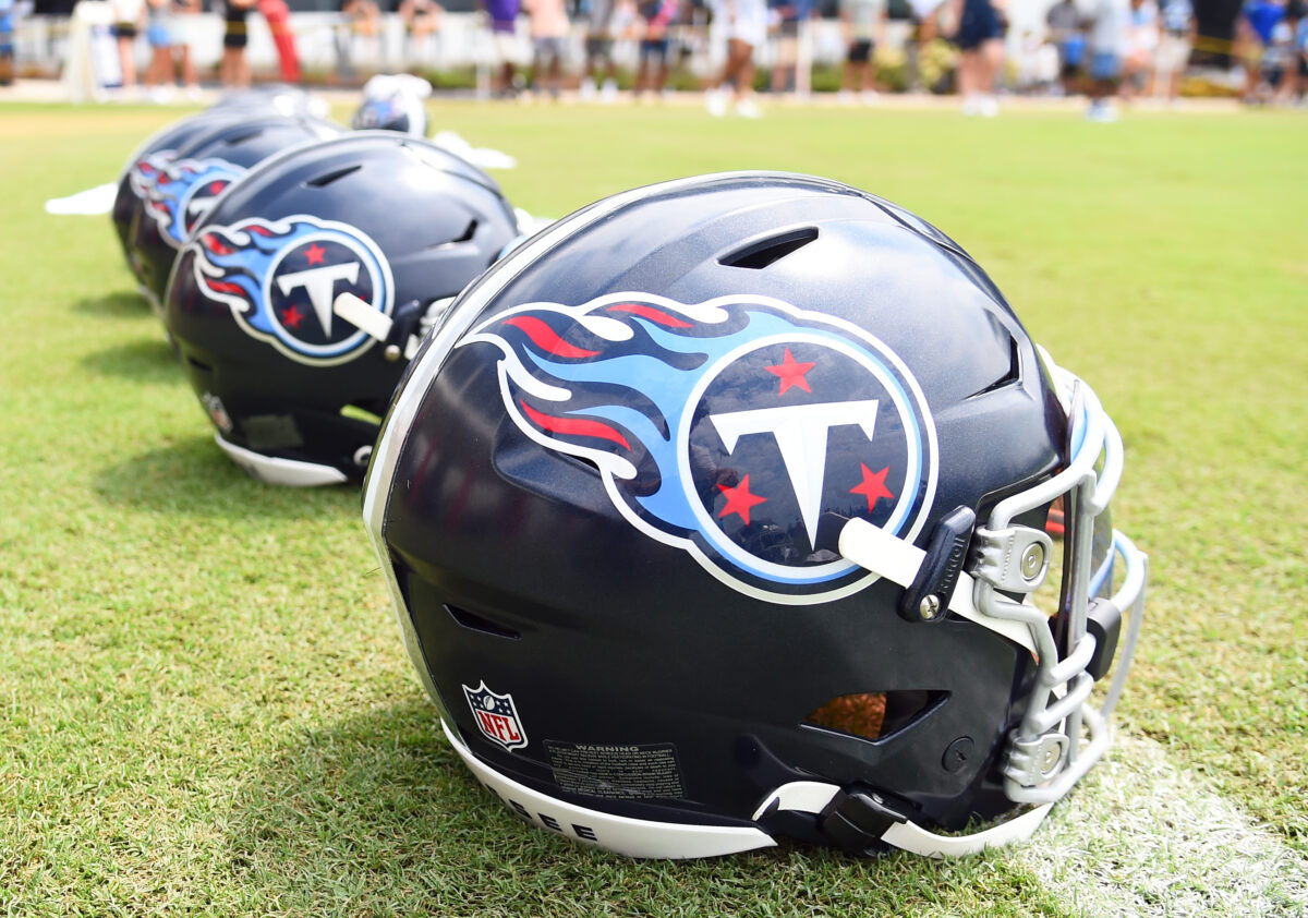 Titans extend naming rights deal with Nissan for new stadium