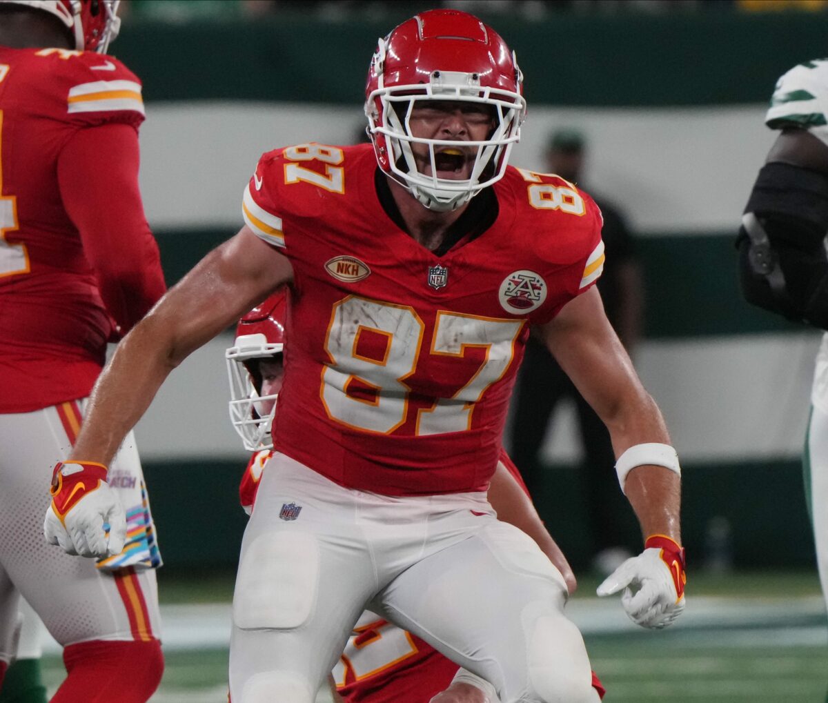 Travis Kelce grades out as best TE in NFL, according to PFF