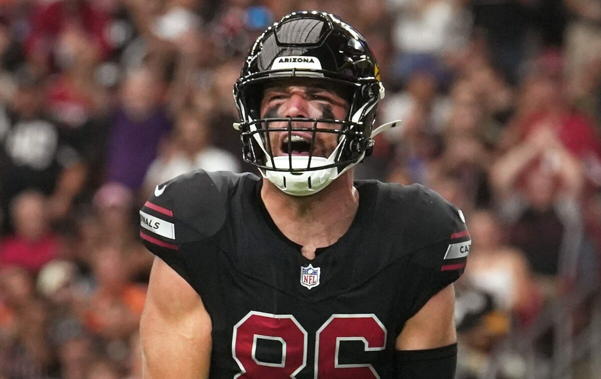 5 Zach Ertz landing spots after J.J. Watt broke news of the tight end’s release