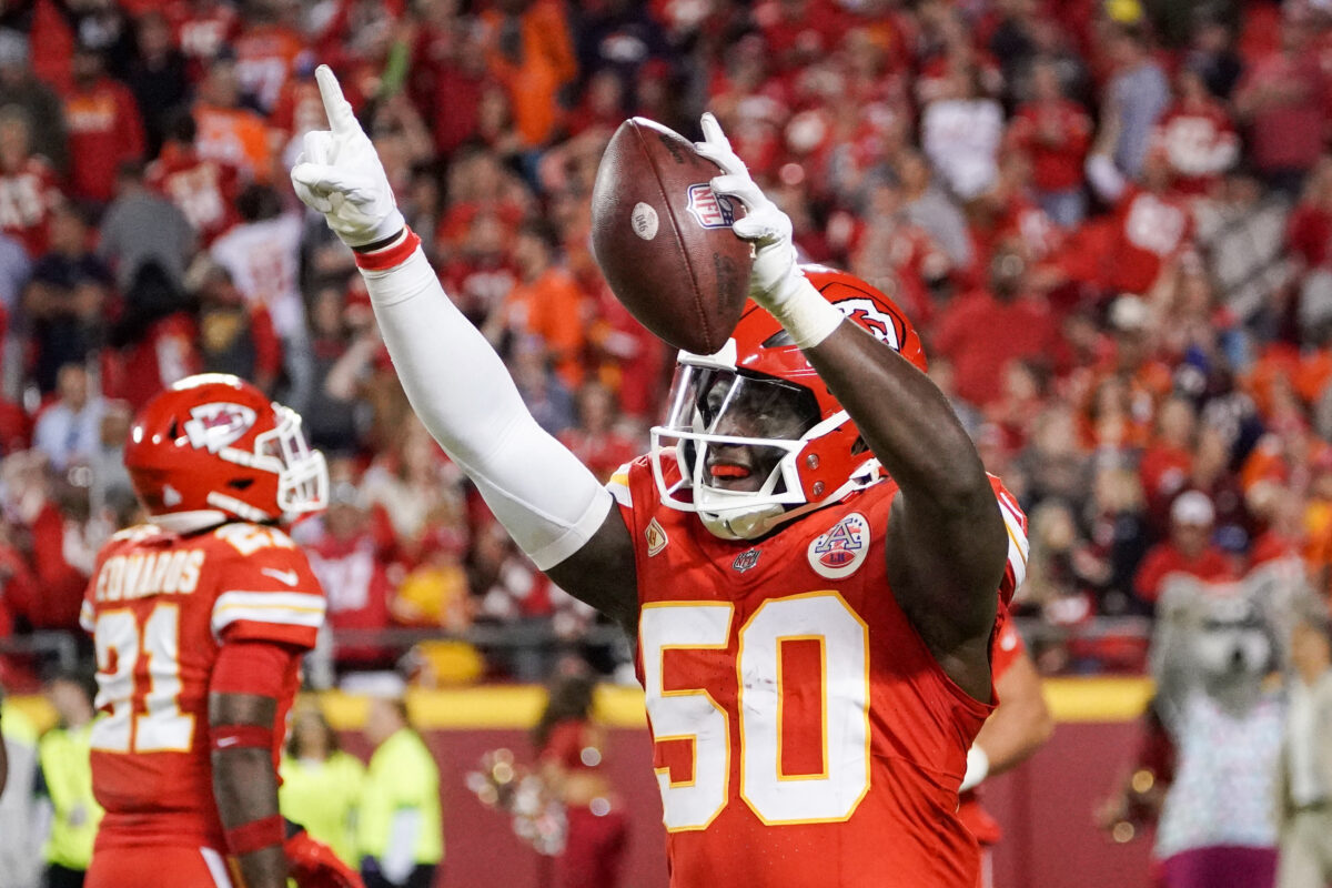 Willie Gay Jr. earned highest PFF grade during Chiefs’ Week 9 win vs. Dolphins