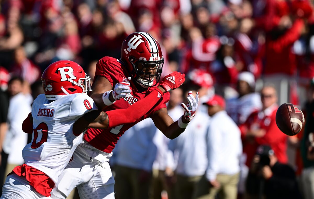 Transfer portal addition Eric Rogers is settling in on the Rutgers defense
