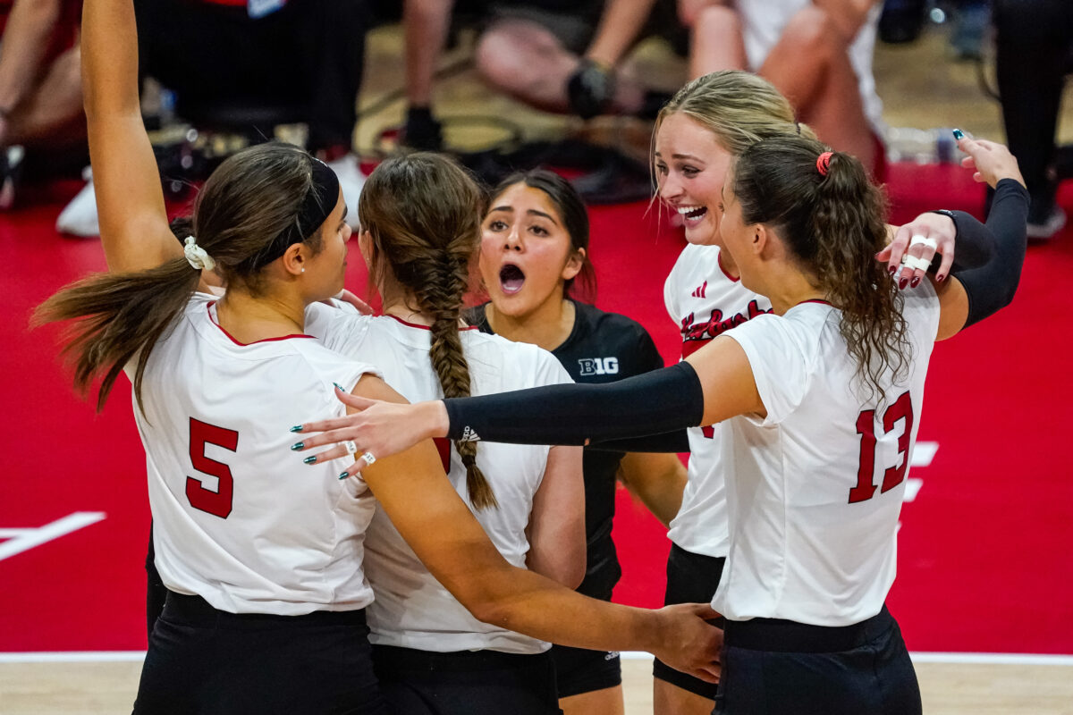Husker volleyball completes comeback over Penn State to remain undefeated