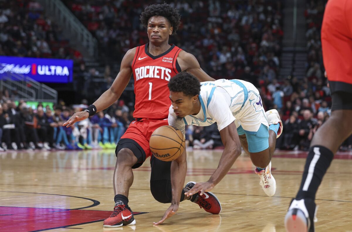 Rockets lose rookie guard Amen Thompson to Grade 2 right ankle sprain
