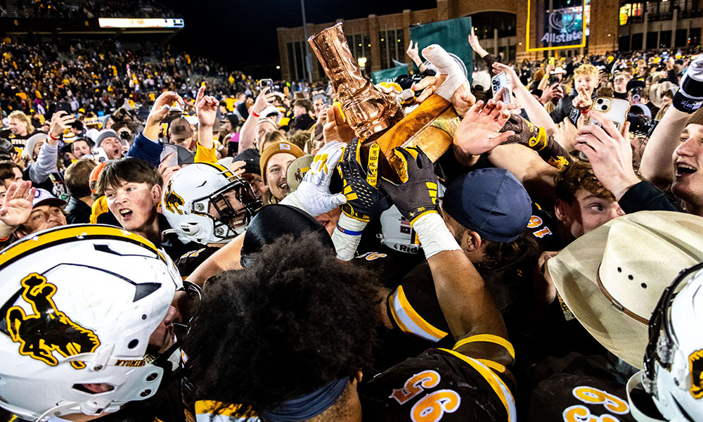 Wyoming Raises the Bronze Boot in Border War Victory Over Colorado State