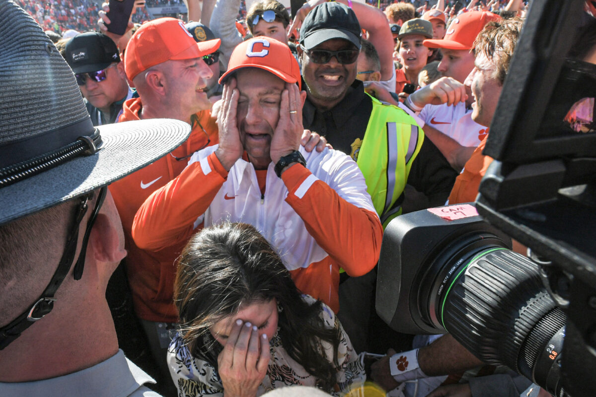 Watch: Swinney tears up as former players, coaches congratulate him on 166 wins