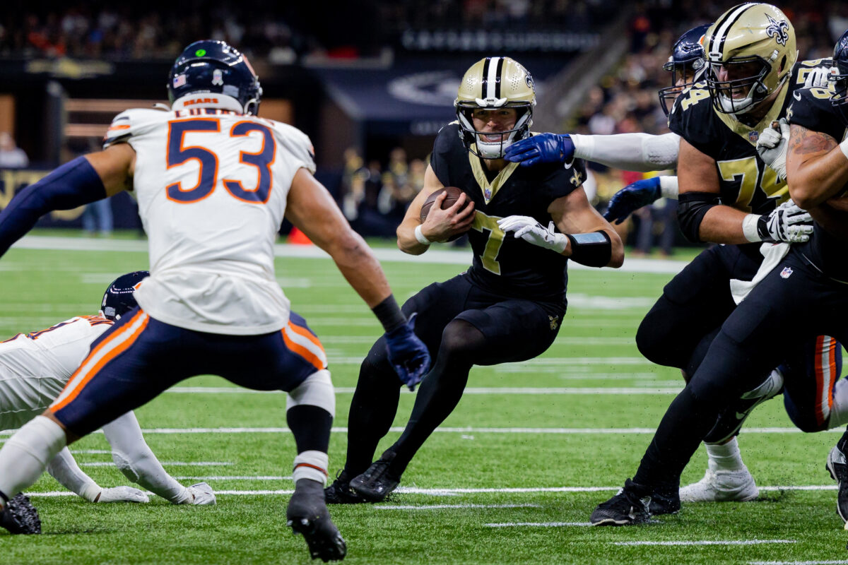 Taysom Hill continues to do it all for Saints