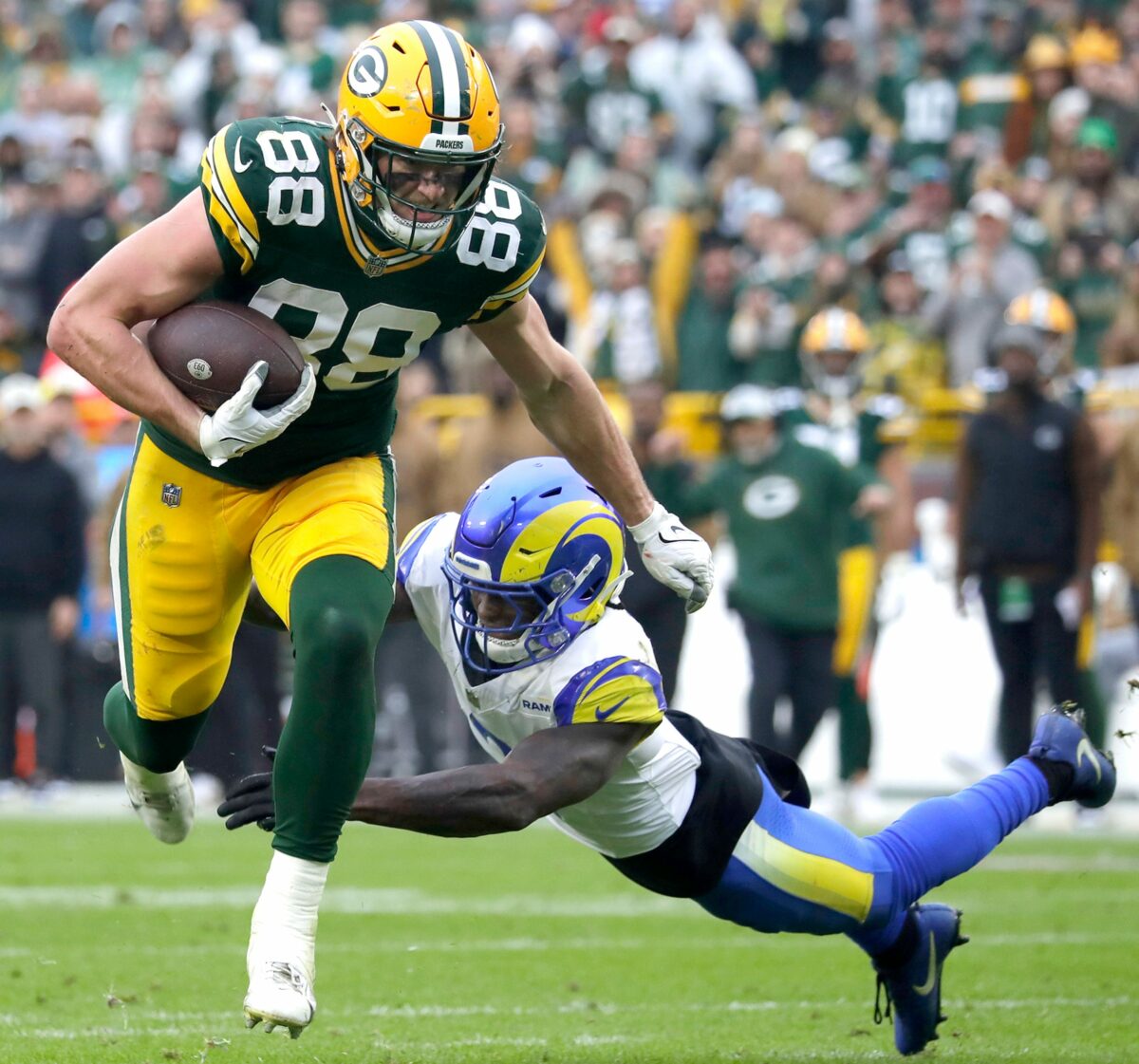 Packers rookie TE out with a ‘significant’ abdominal injury