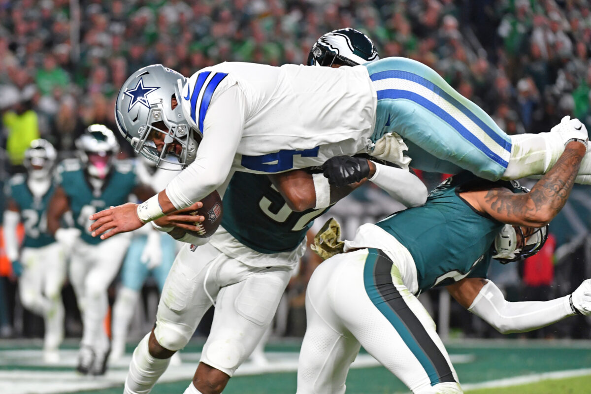 ‘He’s a warrior’: Cowboys teammates come to Dak Prescott’s defense after gutsy performance in loss