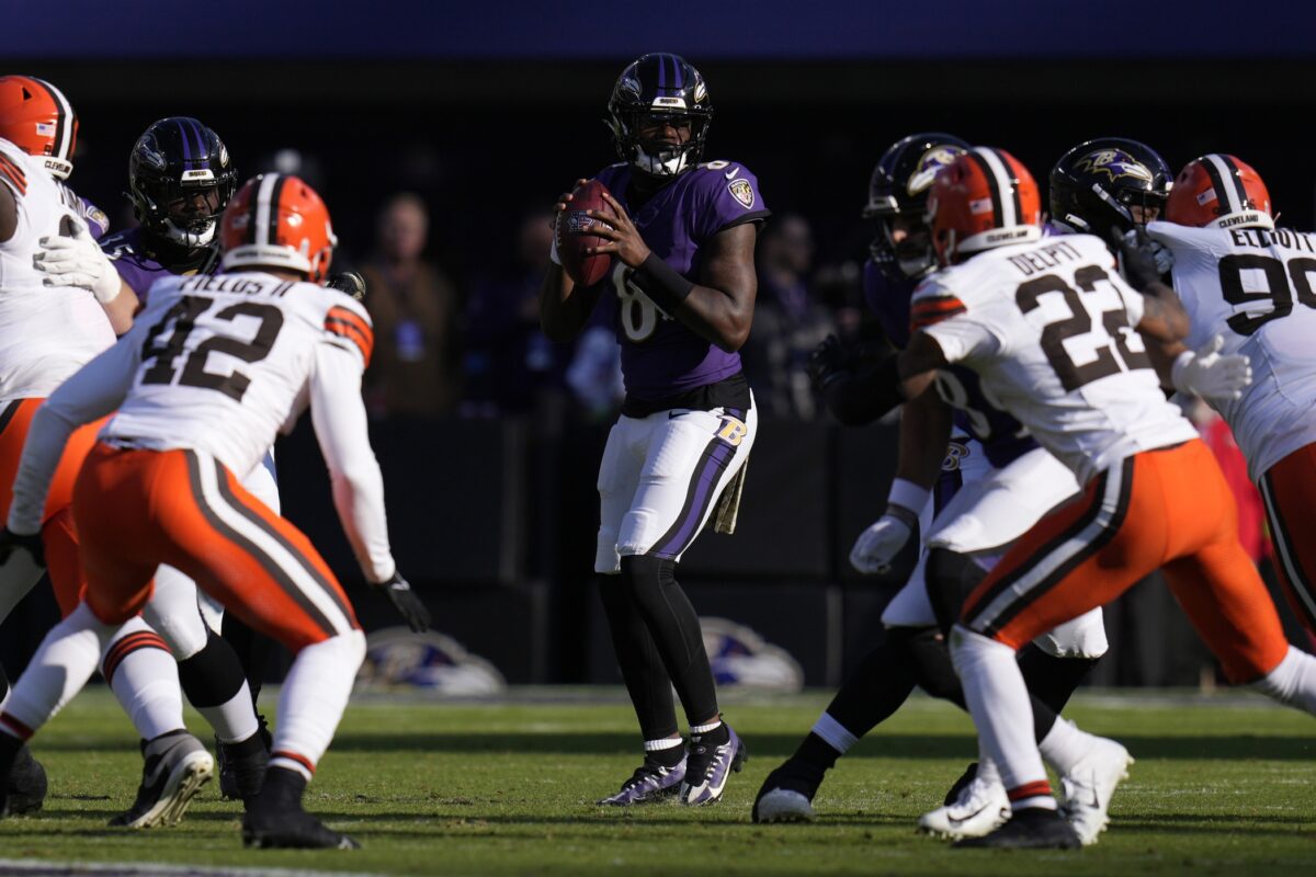 Ravens lose 33-31 after questionable offensive play-calling vs. Browns