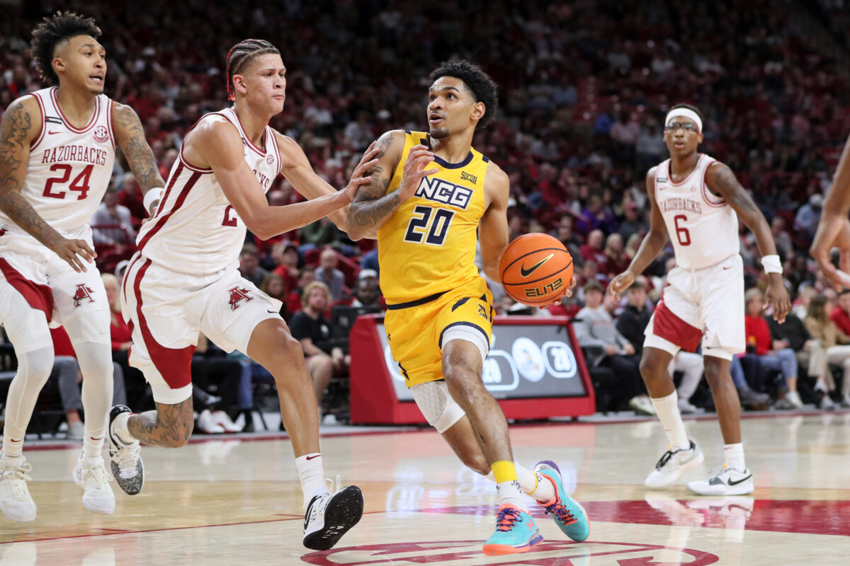 Beyond the Box Score: Poor shooting, turnovers sink No. 14 Hogs at home