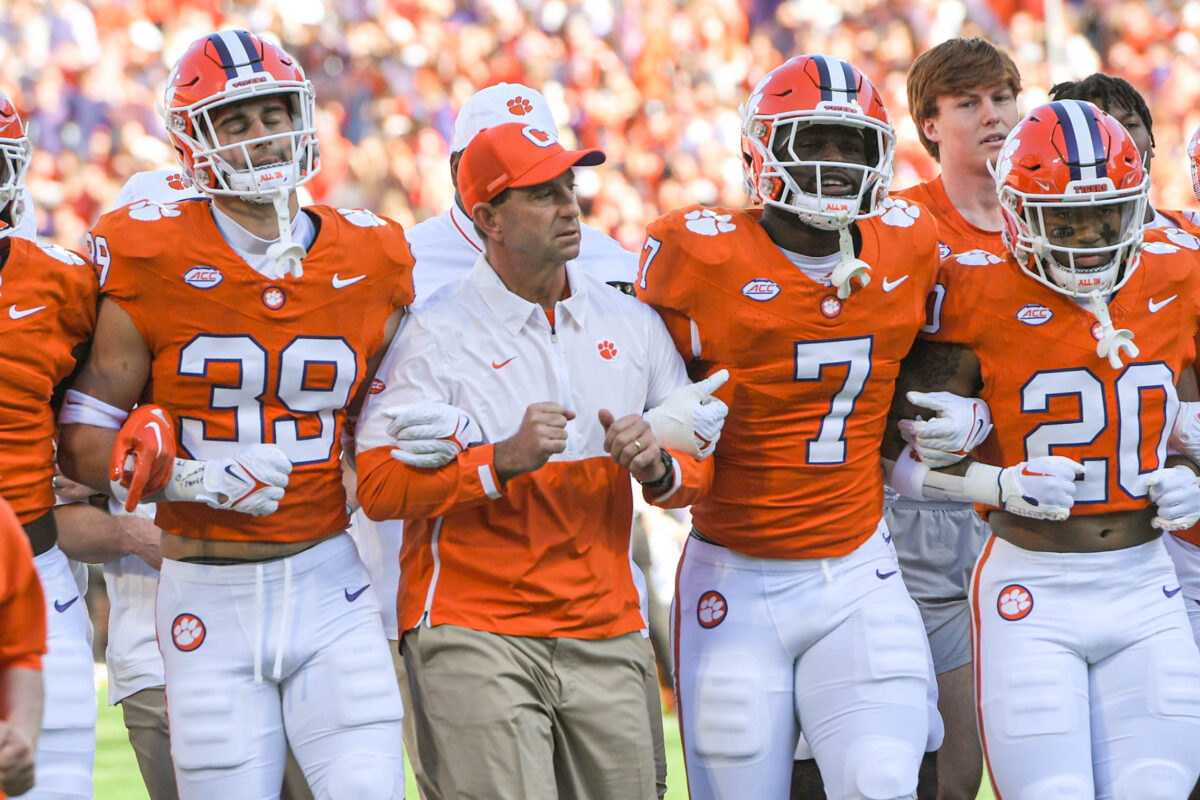 Watch: Clemson players plant the flag at midfield after ending South Carolina’s season