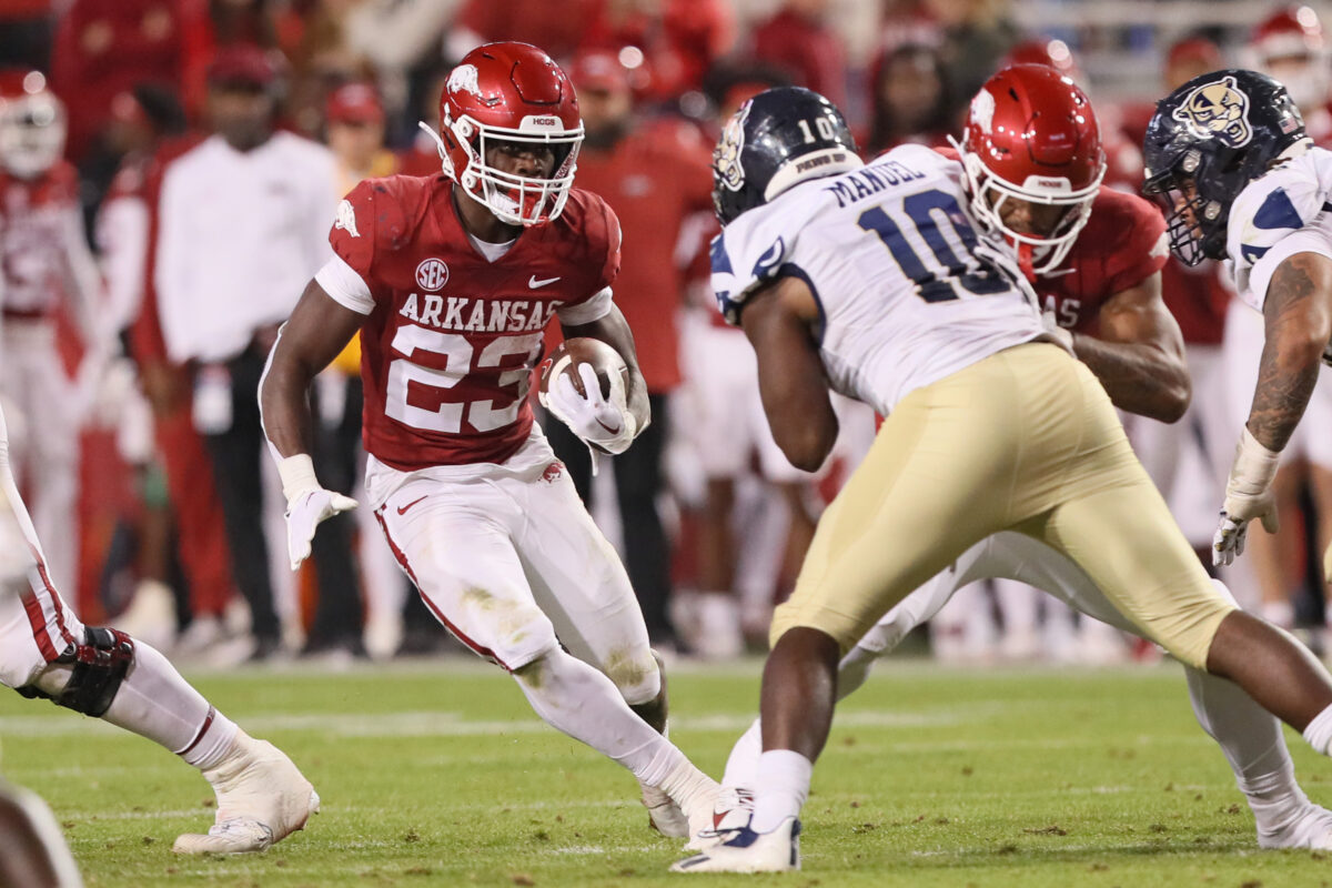 Two different Razorbacks earn SEC honors after Arkansas’ win over FIU