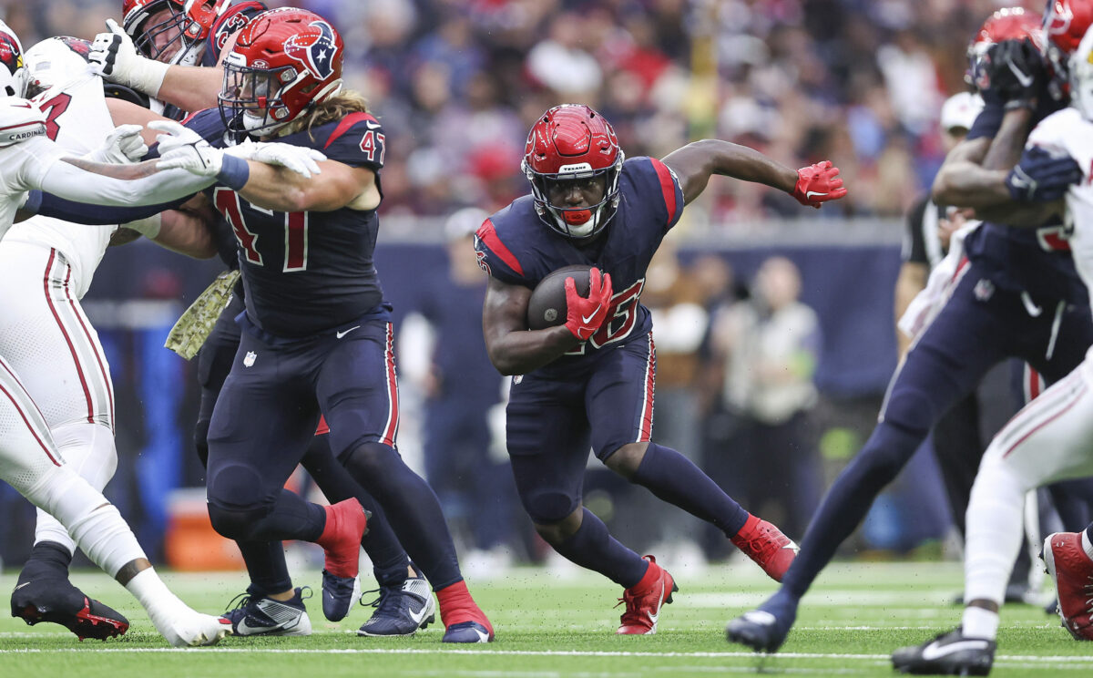Texans RB Devin Singletary heralded for big game against the Cardinals