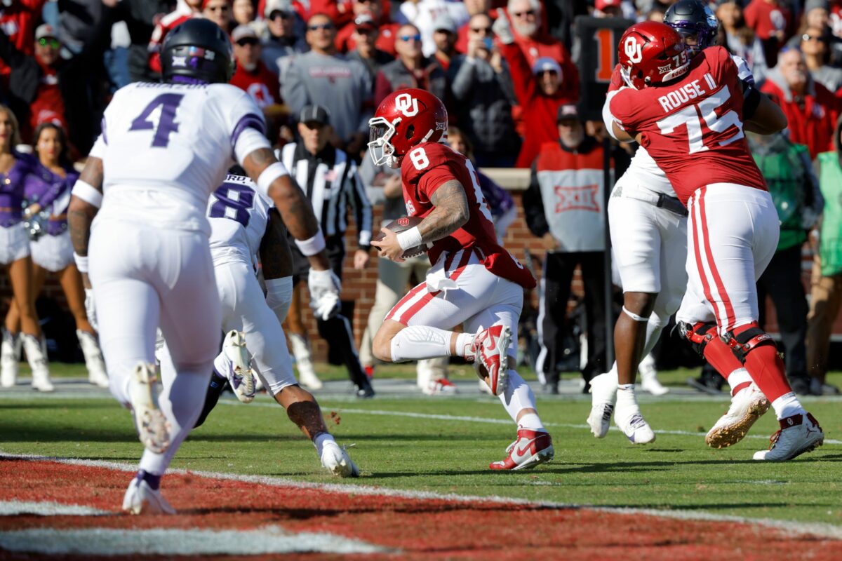 Oklahoma Sooners win final Big 12 home game, beat the TCU Horned Frogs 69-45