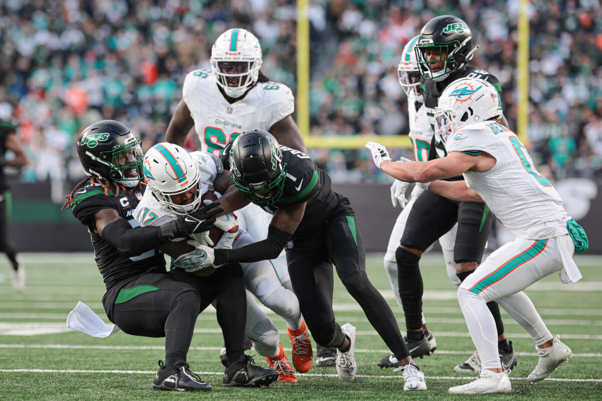 Twitter reacts to Dolphins’ Black Friday 34-13 rout of the Jets