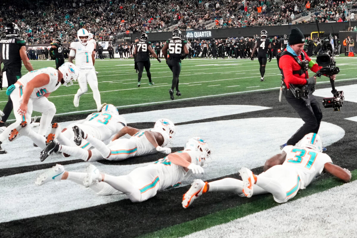 Best photos from Dolphins divisional-win over Jets