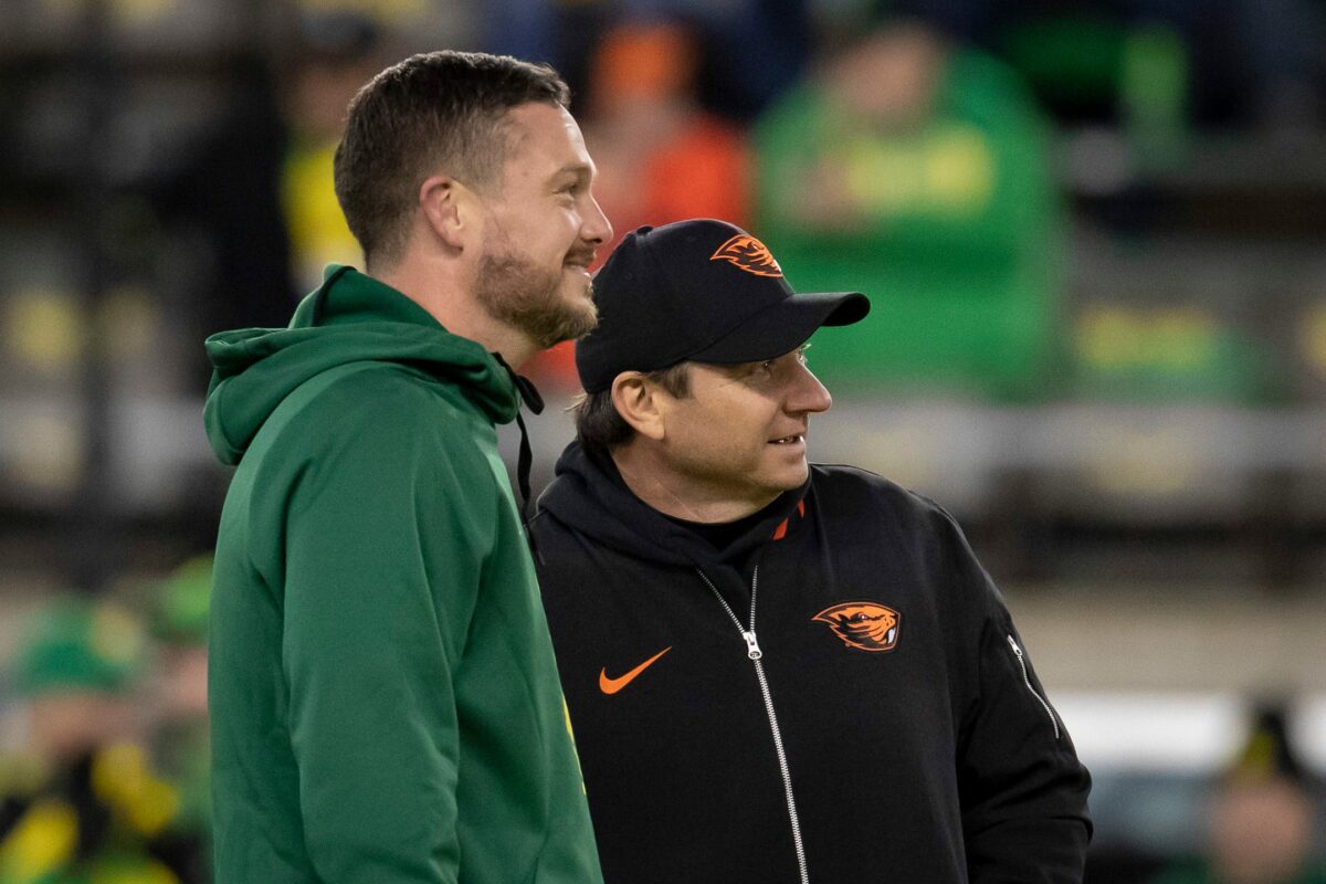 Oregon aired Michigan State game at Autzen Stadium after report of Oregon State’s Jonathan Smith to Spartans