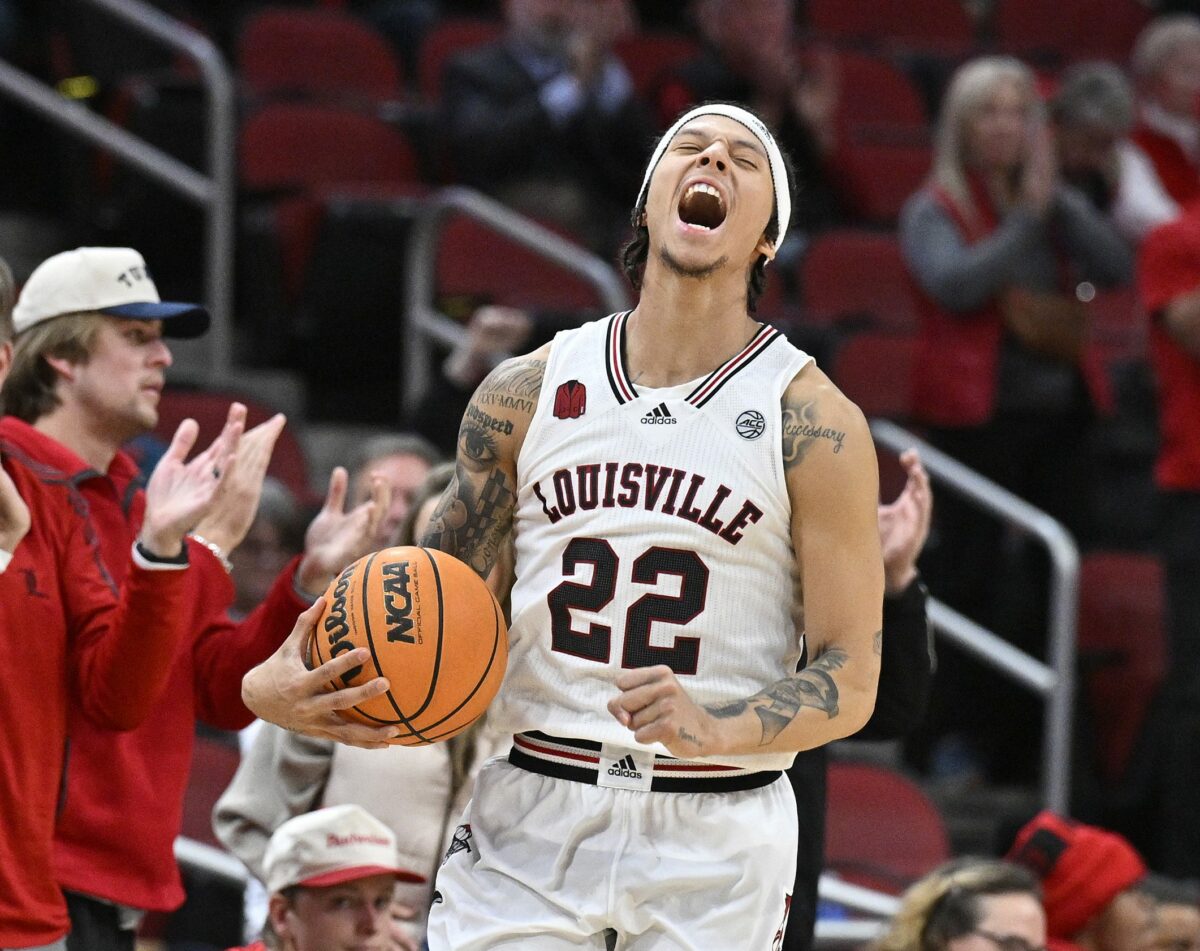 Tre White bails Louisville, coach Kenny Payne out of home loss to New Mexico State