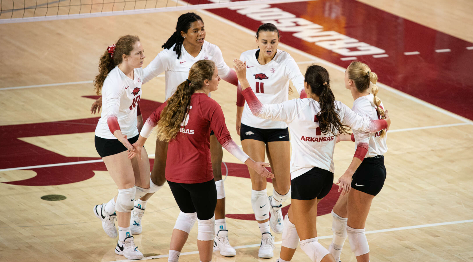 Gillen leads 11th-ranked Hogs to volleyball sweep over Alabama