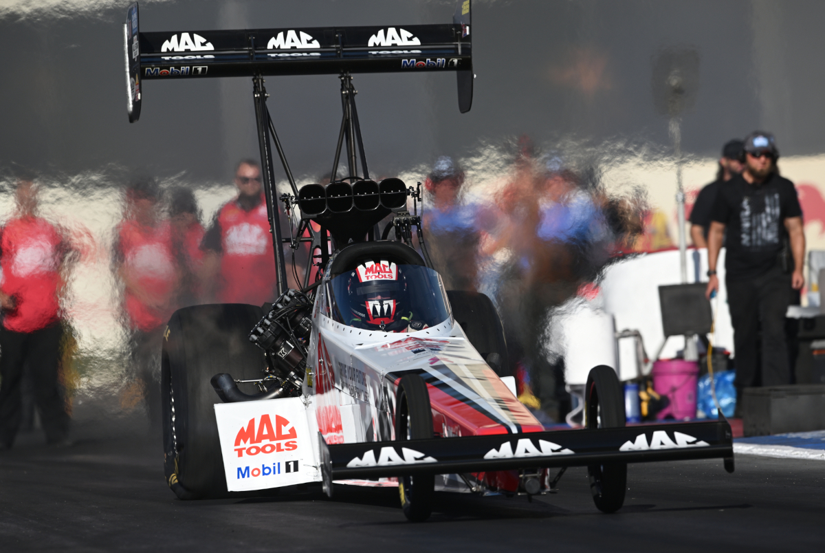 Kalitta, Hagan, Enders race to titles at NHRA finals in Pomona