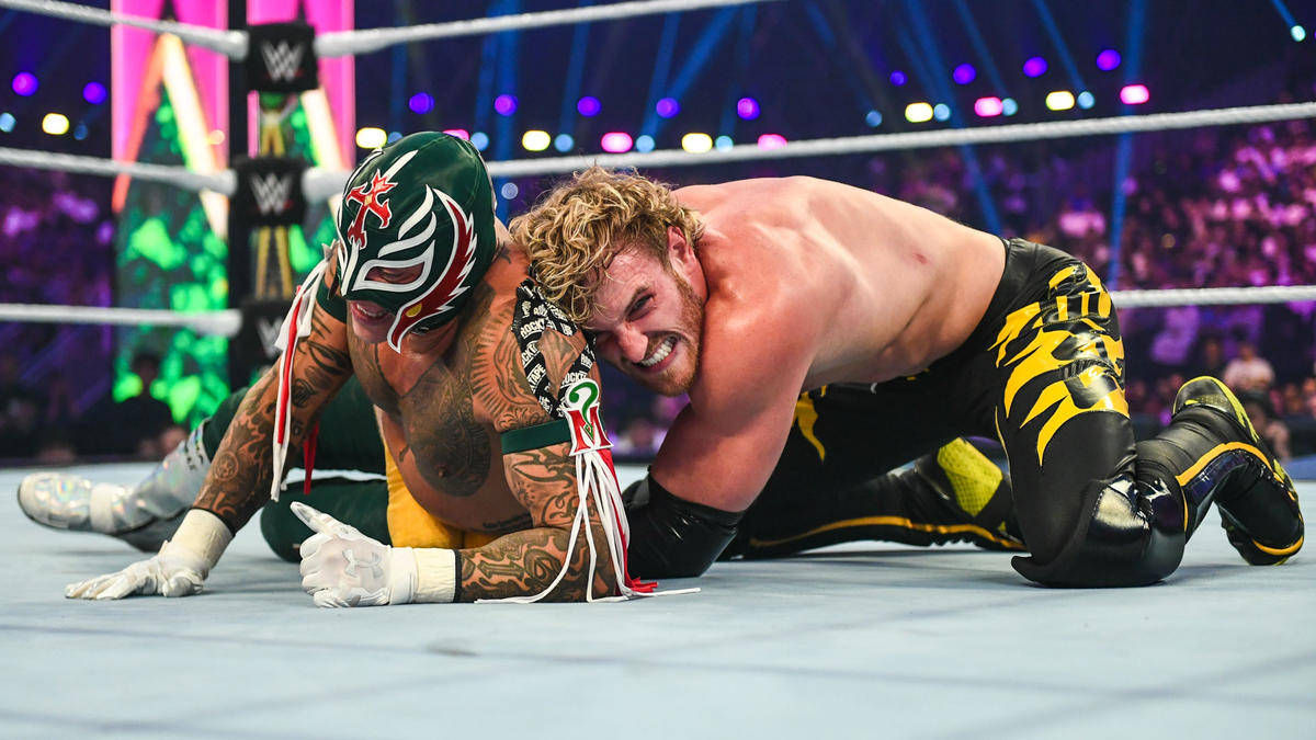 WWE Crown Jewel 2023 results: Logan Paul is golden thanks to some brass (knuckles)