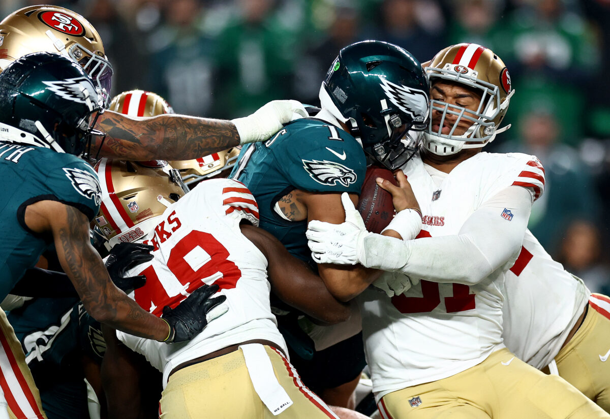 49ers injury update: 2 banged up in win over Eagles