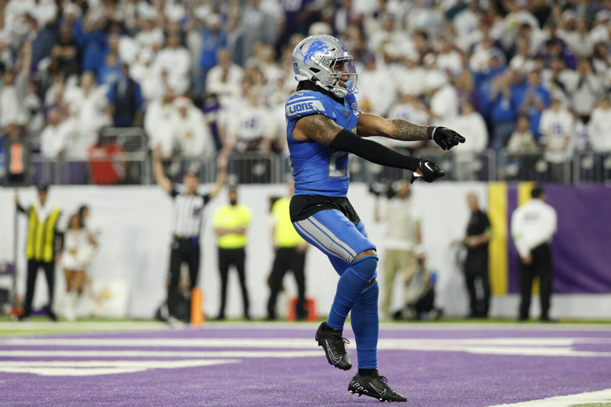 Lions seal NFC North title with fourth interception of Nick Mullens
