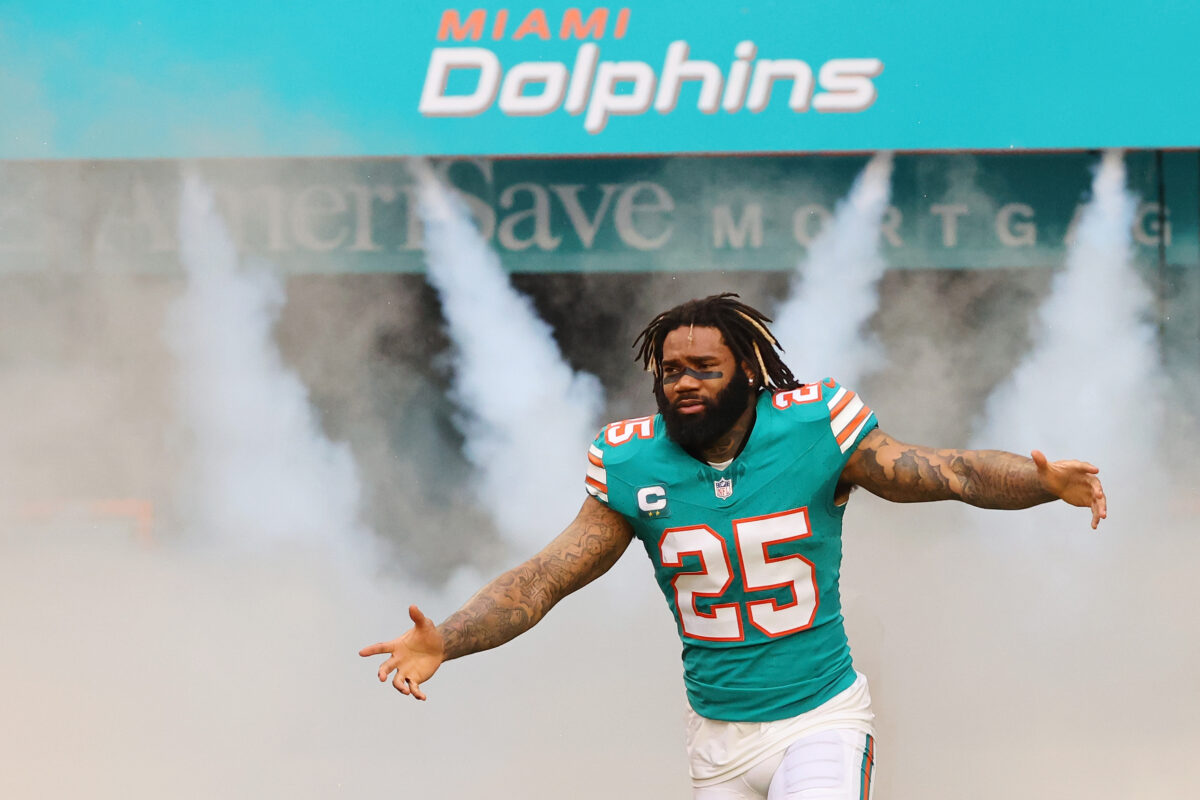 WATCH: Dolphins CB Xavien Howard mic’d up vs. Cowboys