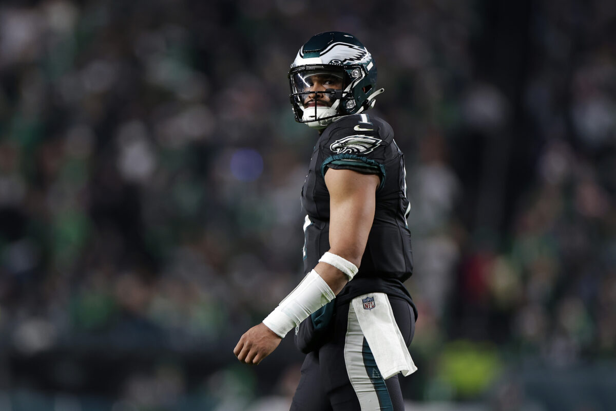 Eagles’ QB Jalen Hurts fined $16K for a horsecollar tackle in win over Giants