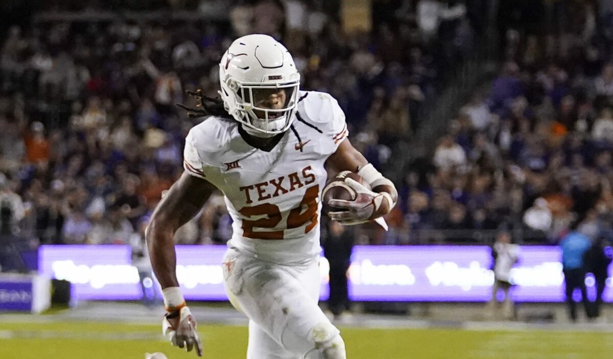 Steve Sarkisian classily put injured Texas RB Jonathon Brooks in for the Big 12 title game’s final play